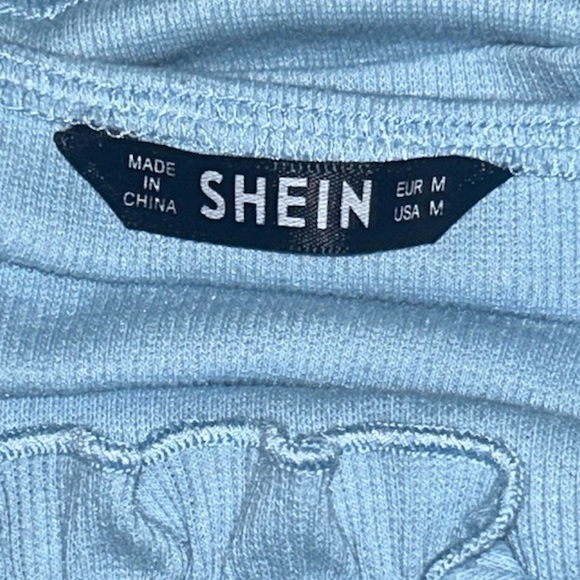 5/25$ ✨ Ruched Ribbed Crop Cami - Picture 8 of 10